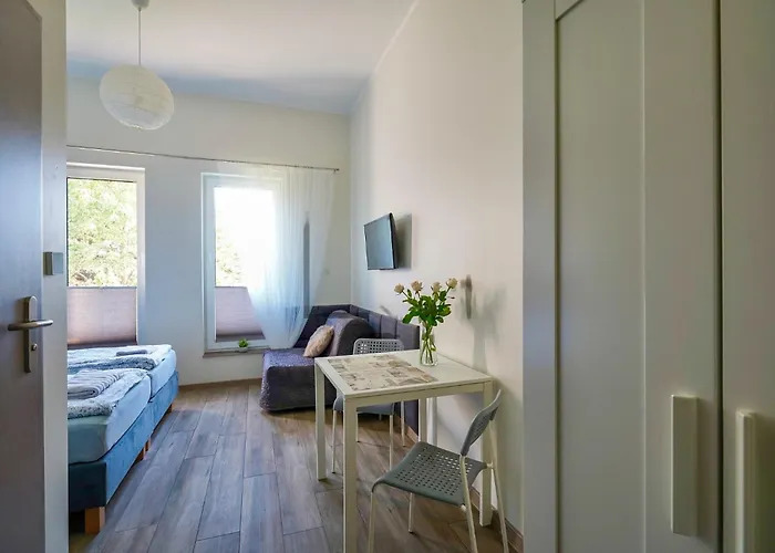 Prywatne Lotnicza בית אירוח *